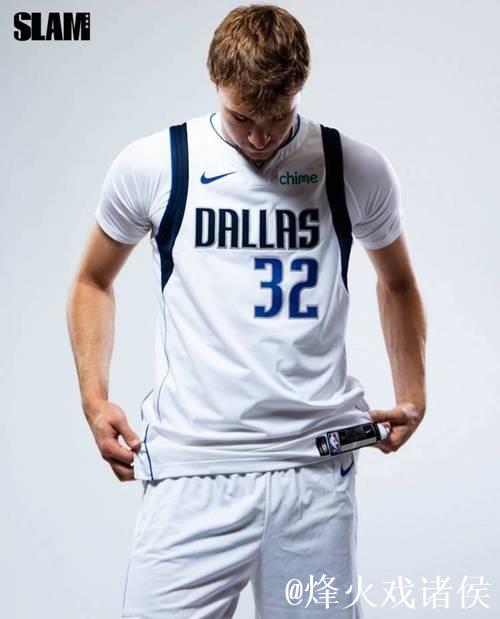 美媒:弗拉格18岁3次半场得分20+创纪录,詹姆斯仅有1次 美媒:弗拉格18岁3次半场得分20+创纪录,詹姆斯仅有1次