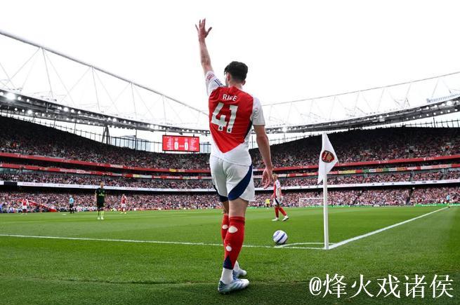 阿森纳中卫本-怀特腿筋受伤,预计缺阵4至6周,BBC报道 阿森纳中卫本-怀特腿筋受伤,预计缺阵4至6周,BBC报道